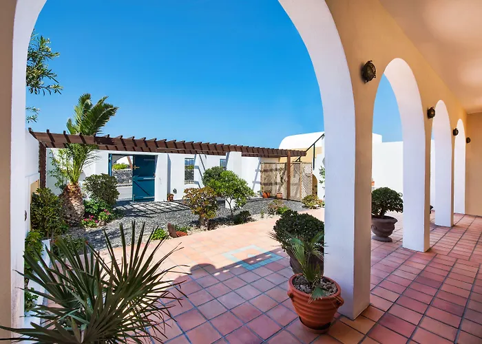 卡里玛拉酒店 3* Akrotírion